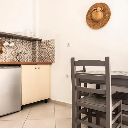 Guest house Amphora Himare