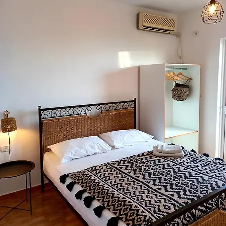 Guest house Amphora 3*