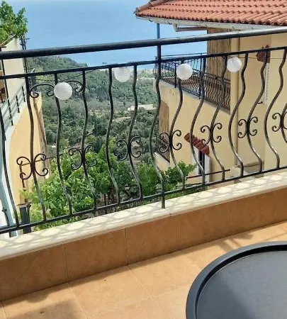 Amphora Guest house Himare