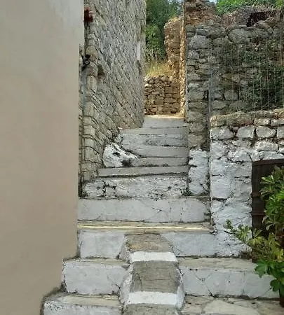 Guest house Amphora Himare