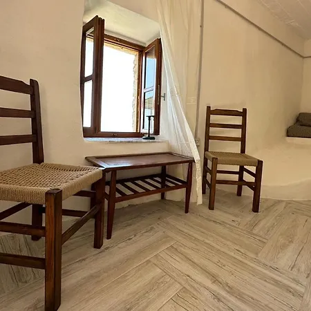 Amphora Guest house Himare