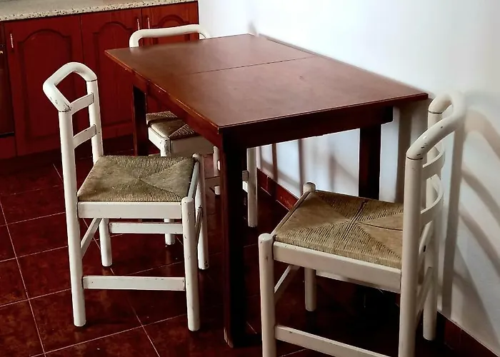 Amphora ゲストハウス 3*