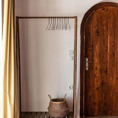 Guest house Amphora Himare