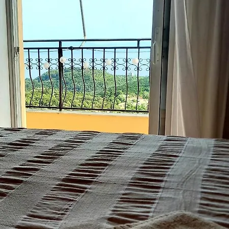 Amphora Guest house *