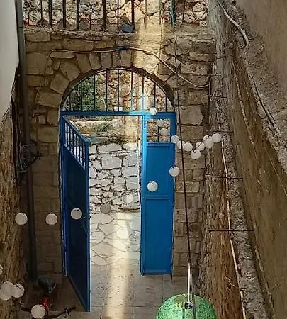 Amphora בית הארחה 3*