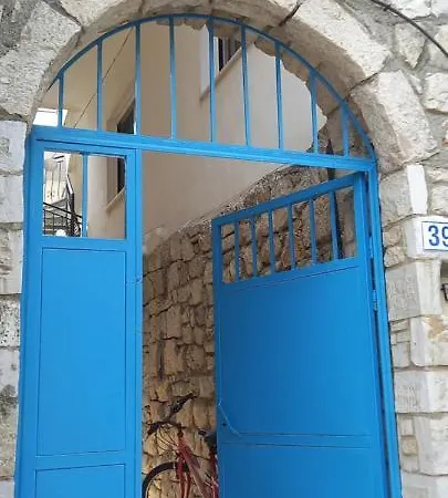בית הארחה Amphora 3*